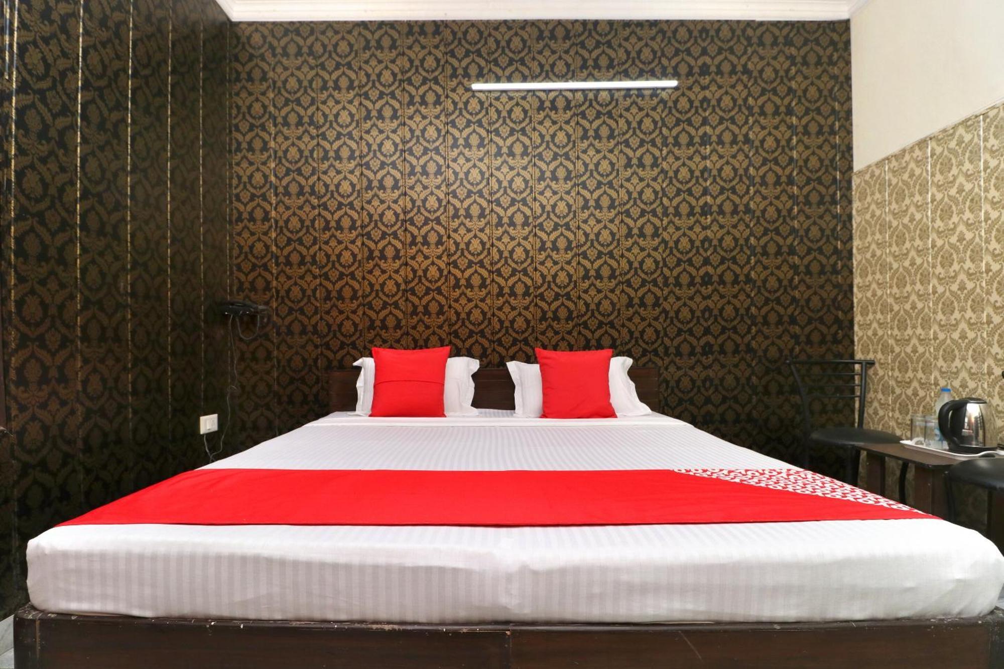 Hotel O Mall Residency Amritsar Eksteriør billede