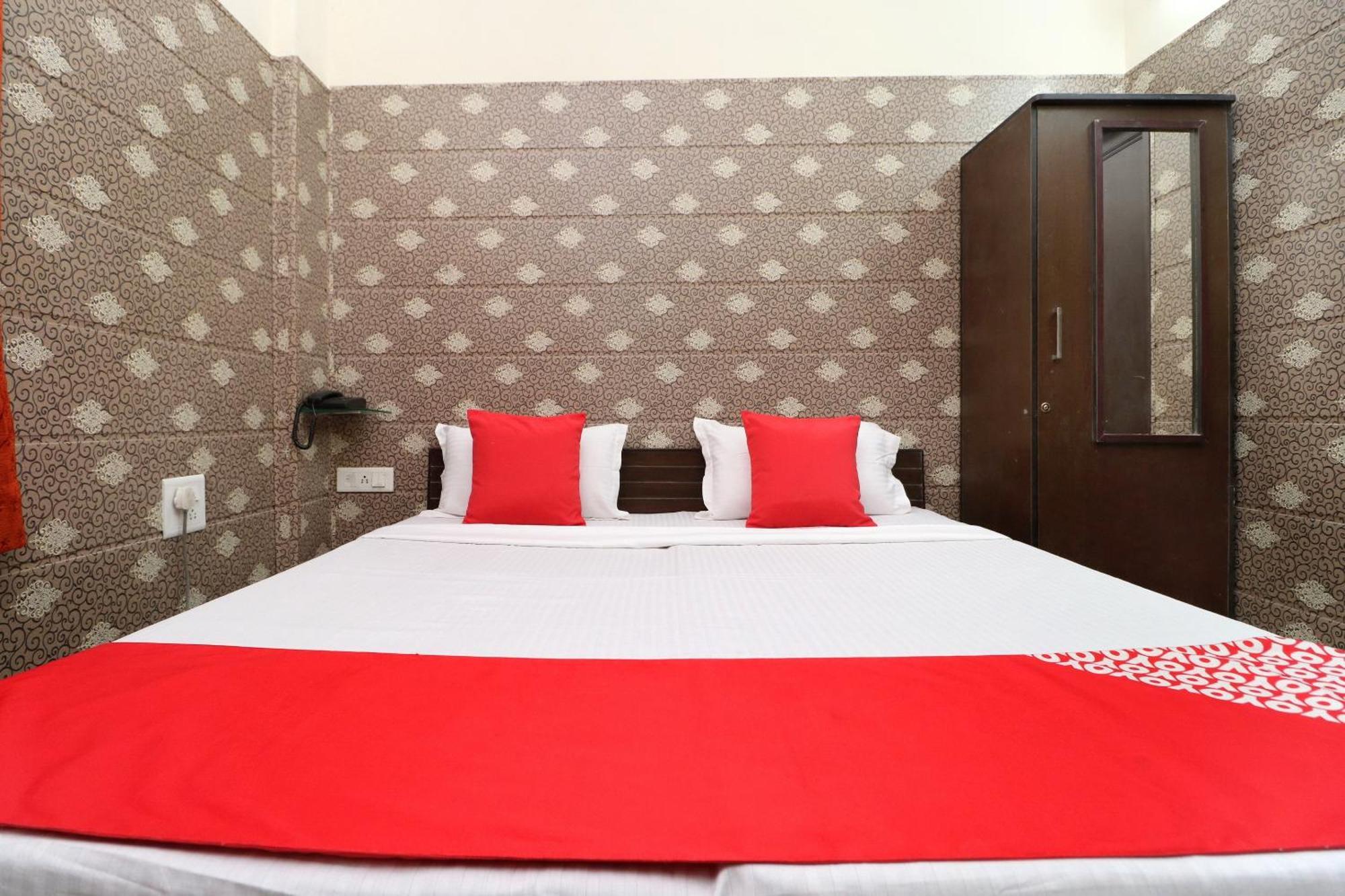 Hotel O Mall Residency Amritsar Eksteriør billede